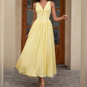 Parthea V-Neck Bow Tie Ruched Corset Dress with Pockets - Yellow Size XS